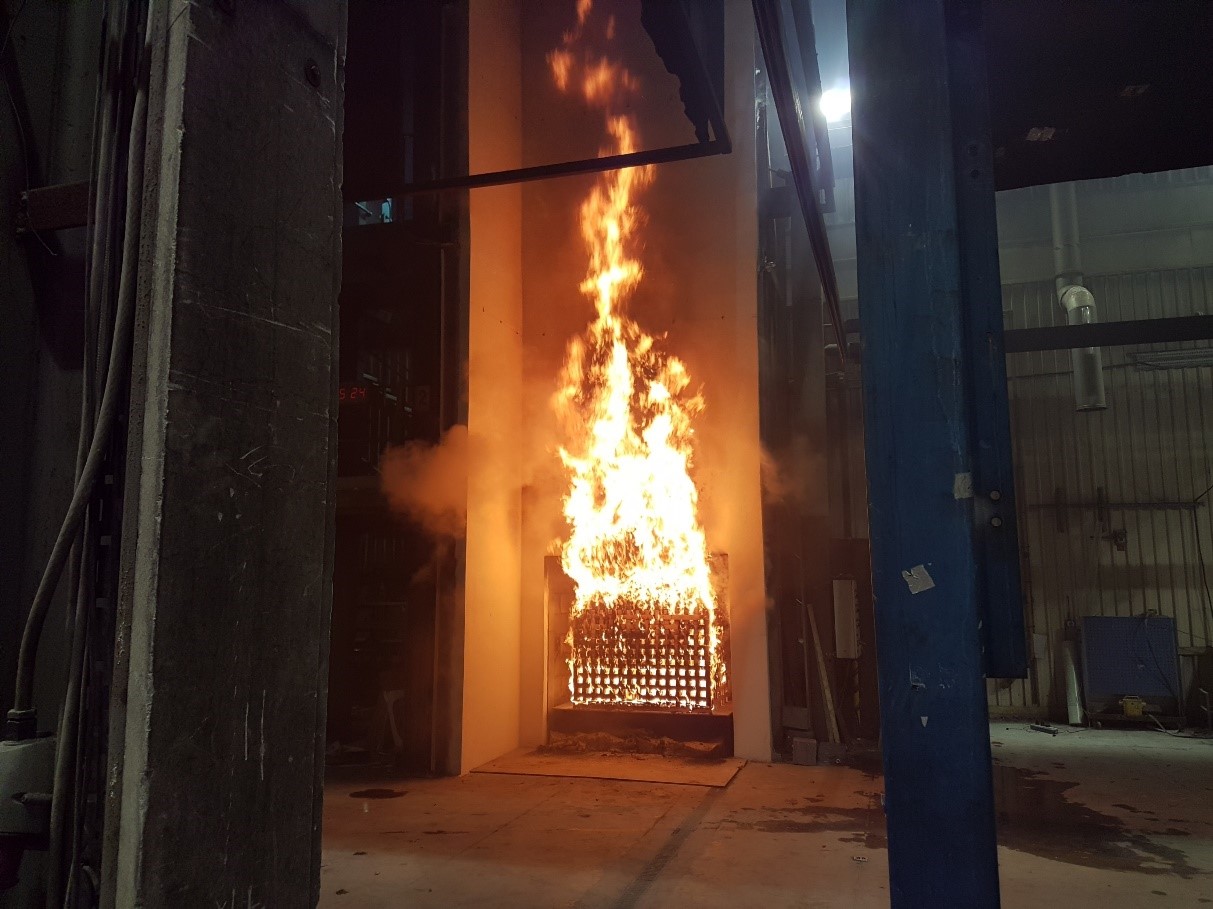 5 mins into the fire test